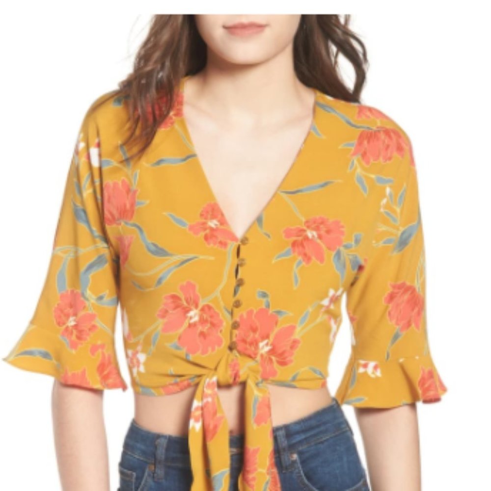 ASTR the Label Tie Front Crop Top